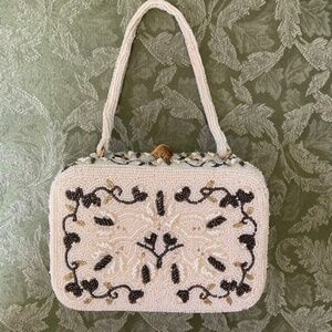1940's Shaggee of Hollywood California Beaded Box Purse